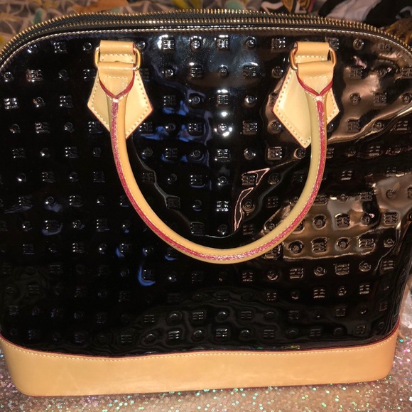 Handbag - Picture 2 of 8